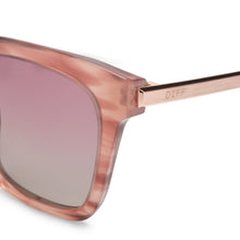 Load image into Gallery viewer, BELLA - CASSIS + WINE GRADIENT POLARIZED
