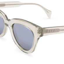 Load image into Gallery viewer, JAGGER - OLIVE CRYSTAL + GREY MIRROR
